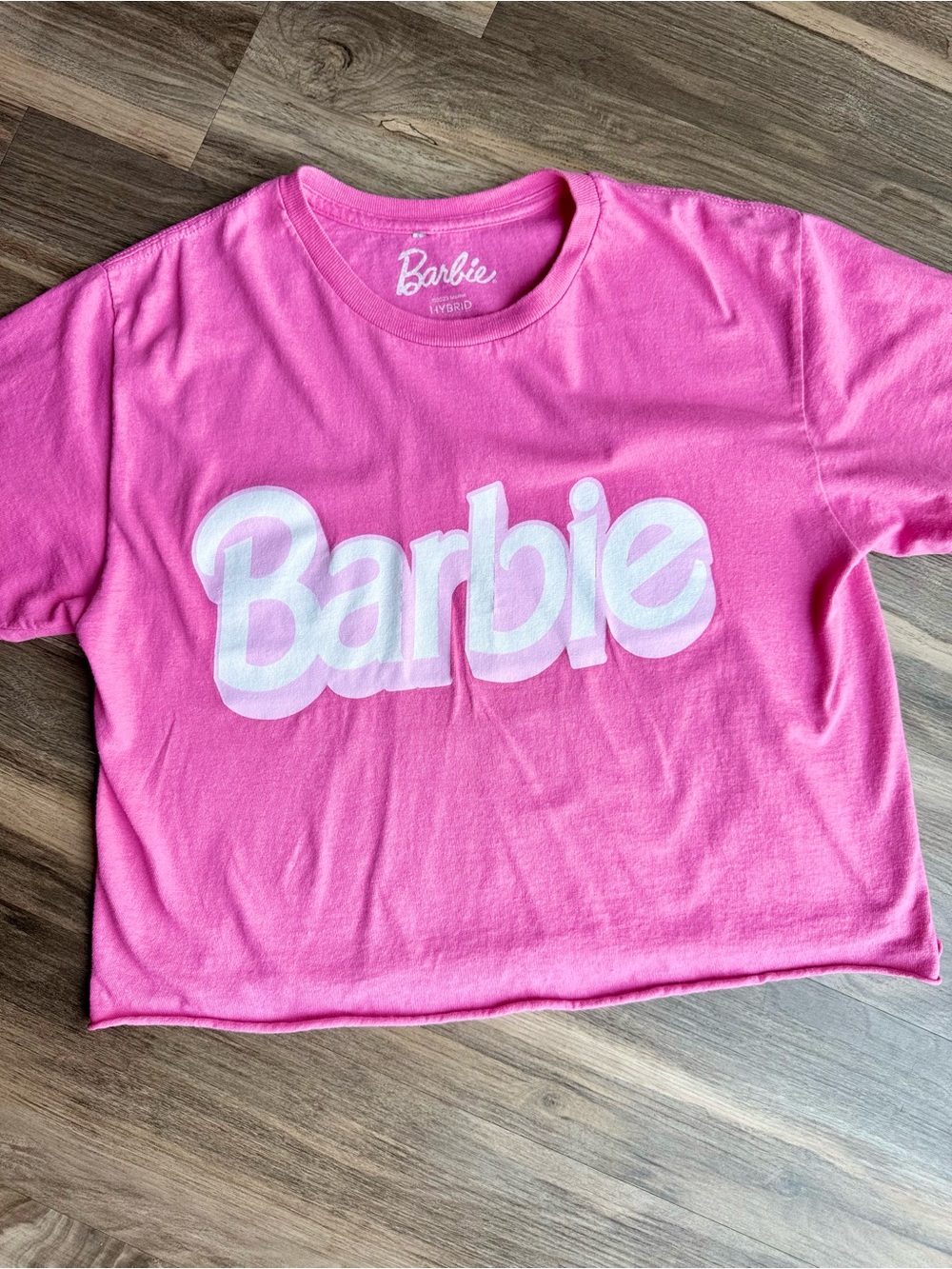 Barbie x Hybrid Apparel Flea Market Crop Tee Pink Graphic Shirt Size M - Picture 4 of 7